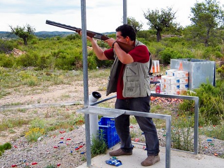 Estimados usuarios, 

A continuación paso a dar más detalles sobre la Reunión de armas.es en Valencia 82