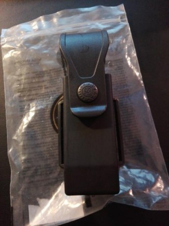 SE VENDEN LOS SIGUIENTES ARTICULOS:

FUNDA VEGA HOSLTER VKT8 NIVEL IV PARA HK USP COMPACT ( NUEVA SIN 20