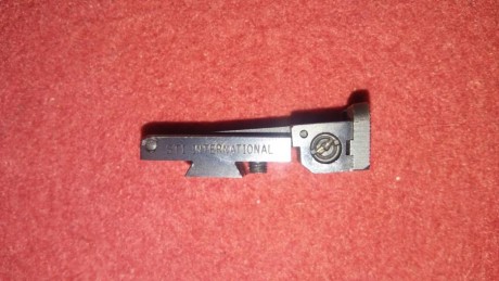 Vendo alza para pistola STI Trojan, también es válida para todas las STI 1911. La vendo por 50 € más portes.

 01