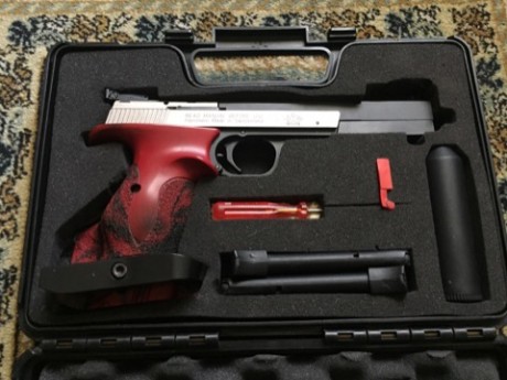 Hola 

Hammerli X-Esse Sport calibre 22
Estado espectacular y súper bien cuidada
Un arma nada que envidiar 01