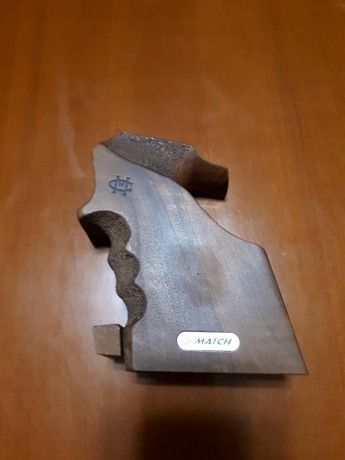 VENDO Cacha MORINI ( RECIEN COMPRADA NUEVA SIN USAR ) para STEYR LP1

PRECIO VENTA........ 100.-€

ESTA 01