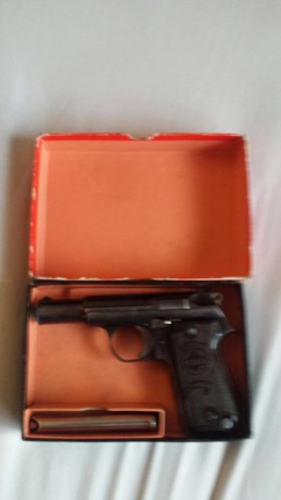 Buenas,

Pongo a la venta esta pistola de un compañero.
Marca Astra Modelo Falcon calibre 9 corto.
Muy 01