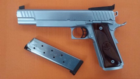 Vendo STI Target Master como nueva
- Calibre: 45 mm 
- Armazón: En acero de una sola pieza con deposito 02