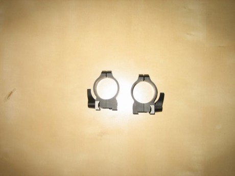 Hola.  Vendo anillas de acero desmontables, para rifle CZ de carril fijo de 16mm. Las anillas son para 02