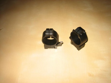 Hola.  Vendo anillas de acero desmontables, para rifle CZ de carril fijo de 16mm. Las anillas son para 00