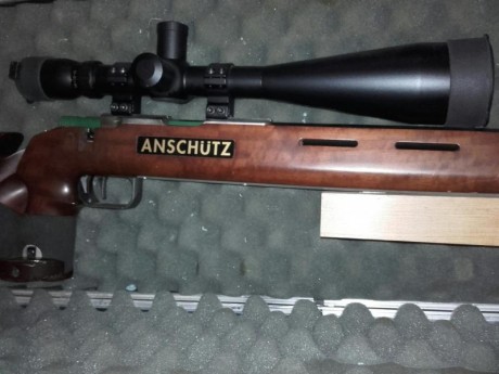 Vendo visor Sightron 10-50x60 Mil dot con muy poco uso, pasaria por nuevo, incluyo anillas para carril 00