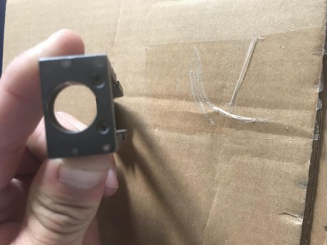 Buenas tardes:

 Vendo corredera completa con aguja percutora y uña extractora, también entra en el lote 12