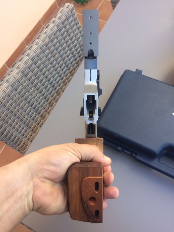 .-Vendo mi Walther GSP EXPERT calibre 22Lr. 
.-Guiada con Licencia F.
.-El arma está en muy buen estado 70