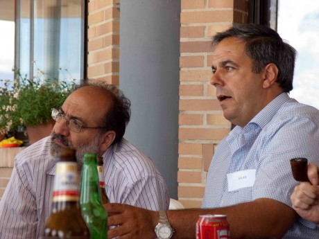 Estimados usuarios, 

A continuación paso a dar más detalles sobre la Reunión de armas.es en Valencia 32