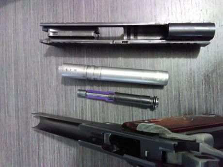 Buenas a todos.



Range Master 5" Pavonada

Unos 3500 disparos con puntas cobreadas HN, usada para 02