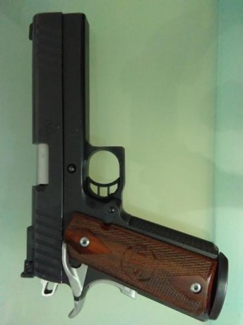 Buenas a todos.



Range Master 5" Pavonada

Unos 3500 disparos con puntas cobreadas HN, usada para 00