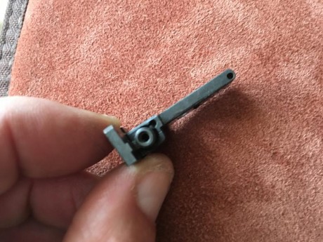 Vendo repuestos muy dificiles de conseguir
para alza pistola 1911 tipo Infinity  , Sti  etc
 Precio 15 10