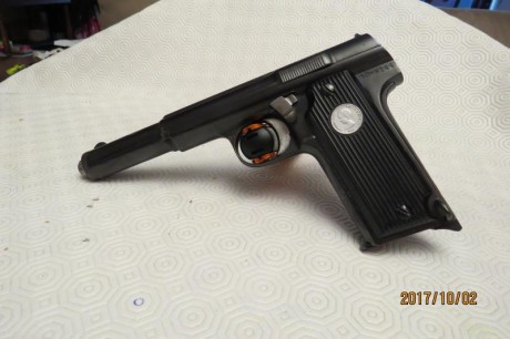   Se vende ASTRA 400 modelo 1921 Procedente de la Armada el nº Original es el 25110 lo se por el cargador 02