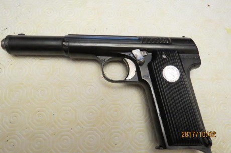   Se vende ASTRA 400 modelo 1921 Procedente de la Armada el nº Original es el 25110 lo se por el cargador 01