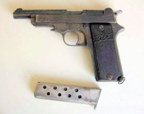 Hola, busco el cargador de una pistola STAR 1919 (Sindicaista) en calibre 7,65 o 32 ACP,
Adjunto una foto 10