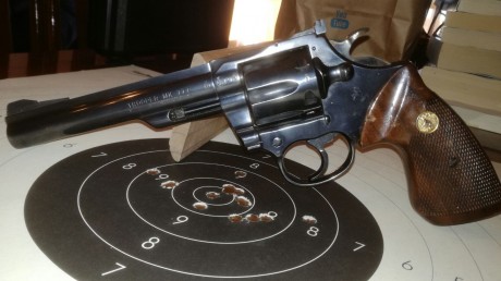 pues eso un amigo me pide que le ponga a la venta varias pistolas y revolveres  estan en perfecto estado 21