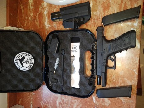 Guiada en licencia A. 50 disparos. Siempre en casa. ESTADO IMPECABLE. Regalo funda interior kydex. Dos 01