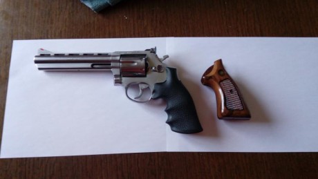 Vendo Revolver marca Taurus, mod. 669 cal. 357 Magnun 6” en acero. Guiado con Lic. F Con dos tipos de 00