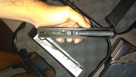 Vendo mi Glock 17 prácticamente nueva, con tan solo 50 disparos. Guiada en A
La vendo o cambio por un 12