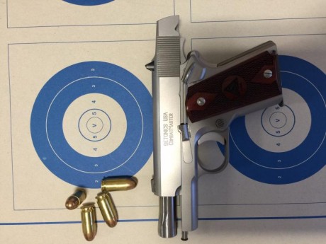 Buenas a todos,

Vendo esta pistola única y exclusiva, una Detonics modelo Combat Master en calibre .45 00