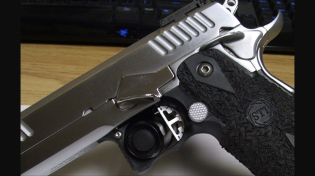 Hola, busco pieza de retenida con soporte de pulgar (Thumb Rest Slide Stops) para una 2011 svi sti sps 01