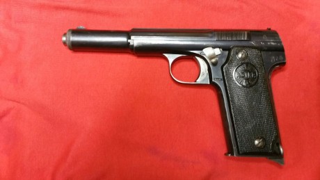 VENDIDA , pistola ,Astra 400 calibre 9 largo ,pavón original todas las piezas mismo numero , en muy buen 02