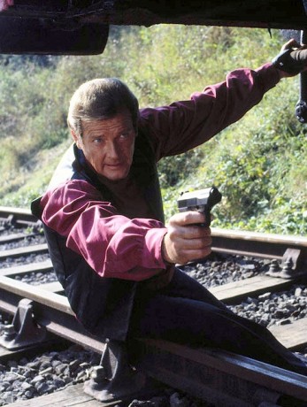 Buenas tardes,pongo a la venta Walther P5 del 9 pb. con un cargador de 7 cartuchos,esta arma para el que 10