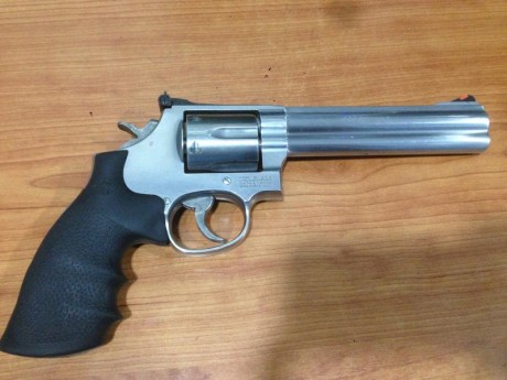 VENDIDO......Venta revolver smith & wesson mod 686 de 6"en calibre 357 magnum - 38 special - 02
