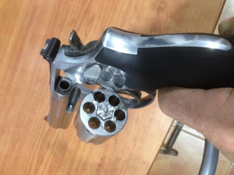 VENDIDO......Venta revolver smith & wesson mod 686 de 6"en calibre 357 magnum - 38 special - 00