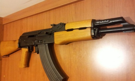 Hola. Un amigo vende este rifle, impecable.  Está en Toledo. 1400€. con muchos accesorios. Interesados 01
