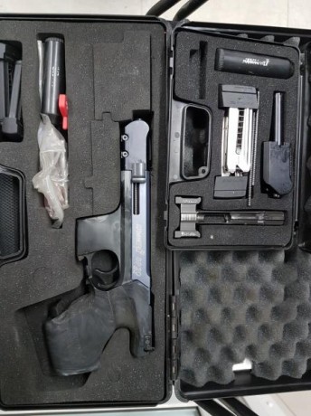 Vendo la Hammerli SP20 de mi hija, se ha pasado al 9pb.
Carro del 22lr y del 32wc. 
Grip talla M. Perfecto 02