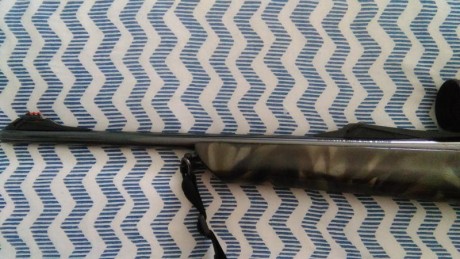 Buenas tardes a todos, pongo en venta este rifle browning longtrack en calibre 300 wm, incluye un visor 01