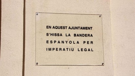 Hola,

El Consejo de Administración del Banco de Sabadell ha acordado hoy transladar su sede social a 30