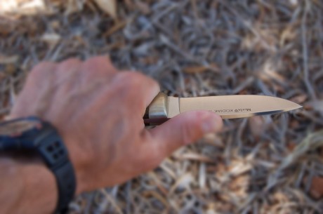 Hola. Pues pongo a la venta el kodiak 10GM. Es la versión en acero Sandvick con virolas metálicas, micarta 00