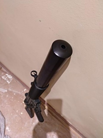 Vendo carcasa de plástico de calidad para convertir la carabina GSG-5 en el modelo SD.
Va con un tornillo 21