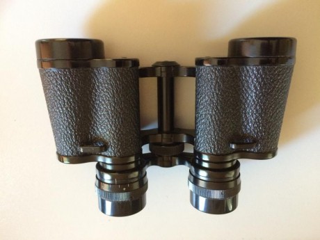 Vendo estos prismáticos Zeiss 8x30, están en muy buen estado de conservación. La óptica esta impecable. 02