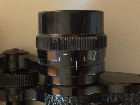 Vendo estos prismáticos Zeiss 8x30, están en muy buen estado de conservación. La óptica esta impecable. 00