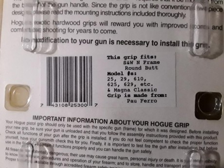 Cachas Hogue en madera Pau Ferro para revolver S&W armazón N (RB), 55€ .Son nuevas.
 20171015_235231.jpg 02