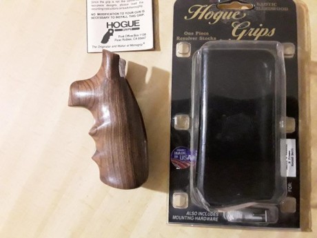 Cachas Hogue en madera Pau Ferro para revolver S&W armazón N (RB), 55€ .Son nuevas.
 20171015_235231.jpg 00