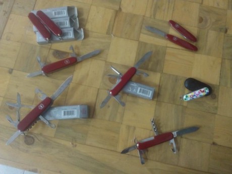 Procedentes de la colección de un amigo. Doy fe de que no se han usado. 
Todos los precios son negociables.
Cualquier 01