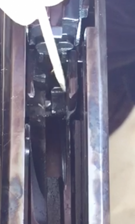 Hola

Recientemente adquiri un Pietta -Winchester 1886- cal 45/70  El rifle funciona perfectamente (algo 00