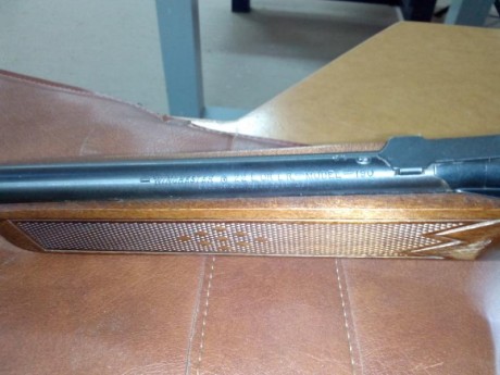 Un amigo me ha encargado qué le ayude a vender está carabina Winchester por 150€. Viene todo lo qué se 02