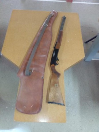 Un amigo me ha encargado qué le ayude a vender está carabina Winchester por 150€. Viene todo lo qué se 01