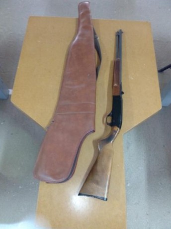 Un amigo me ha encargado qué le ayude a vender está carabina Winchester por 150€. Viene todo lo qué se 00