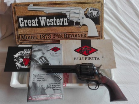 Hola compañeros del foro, Pongo a la venta mi revolver Pietta, réplica del Pacemaker de 1873, calibre 00