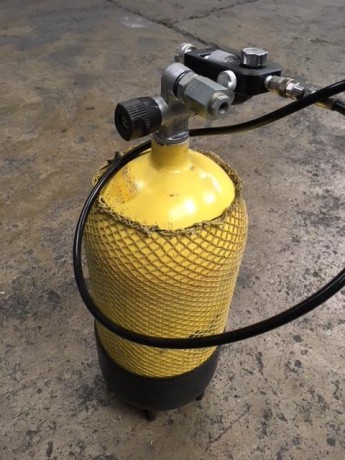 Vendo equipo completisimo de pcp compuesto por :
- carabina PCP BSA HORNET ultra calibre 5,5, con depósito 170