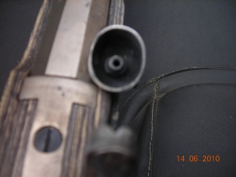  Videos de nuestro amigo Artesano, con el armado y desarmado de los modelos Remington y Colt. 

 pCB6FObSBms 30