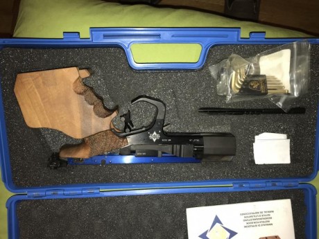 Match Gun MG2 Rapid Fire y pardini 22lr. En muy buen estado. Se pueden probar en Asturias. 750 y 450 euros. 02