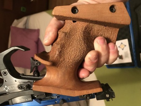 Match Gun MG2 Rapid Fire y pardini 22lr. En muy buen estado. Se pueden probar en Asturias. 750 y 450 euros. 00