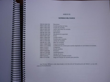 Vendo manual de escalada del Ejercito de Tierra, 200 paginas encuadernadas en tamaño DIN A4. Envio incluido 00